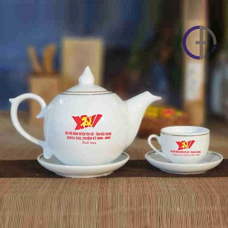 Quà Đại Hội Đảng 24