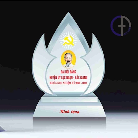 Quà Đại Hội Đảng 39