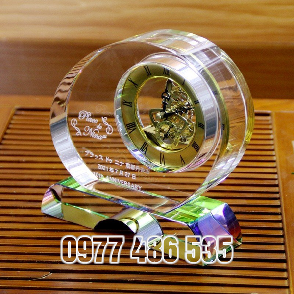 Đồng hồ pha lê mẫu 41