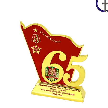 Kỷ niệm chương gỗ đồng 15