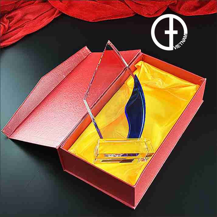Kỷ niệm chương pha lê mẫu 46