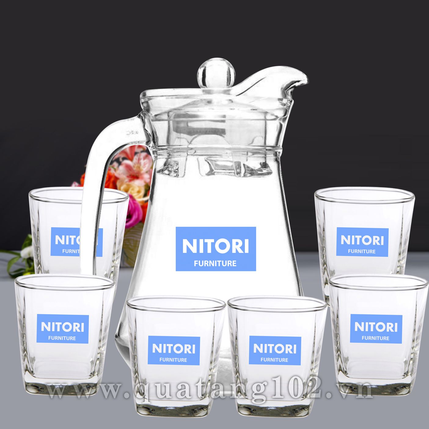 Đơn vị chuyên cung cấp quà tăng cho doanh nghiệp, công ty như quà tặng pha lê, cup pha lê,kỷ niệm chương, bảng vinh danh, đồng hồ, áo mưa...