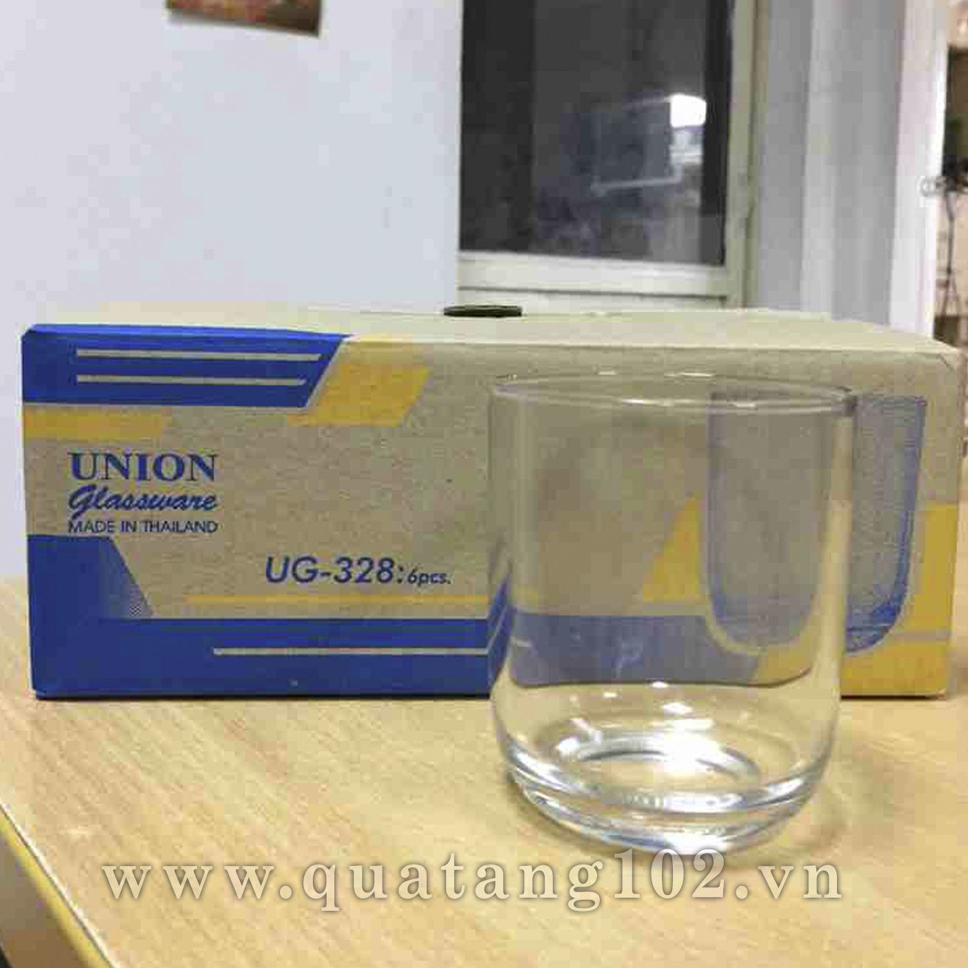 Quà tặng nhân viên 028